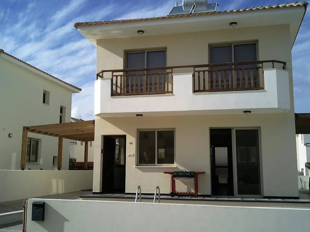 Villa Wade Protaras